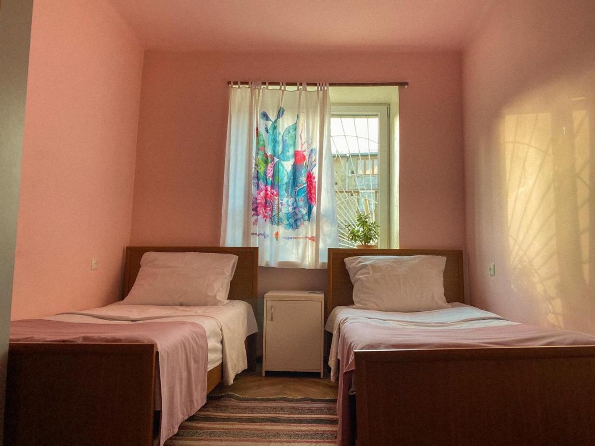 Aregak B&B And Tours ゴリス エクステリア 写真